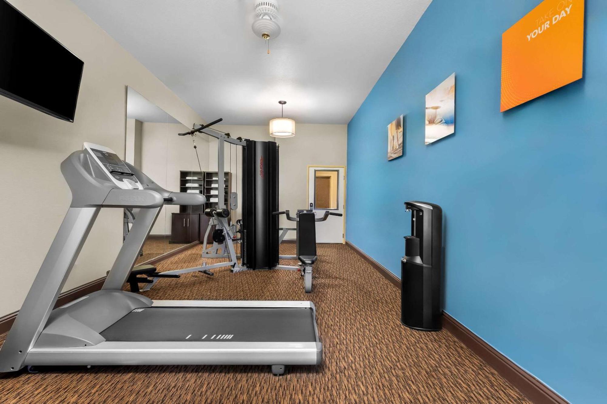 Comfort Suites Кловис Екстериор снимка
