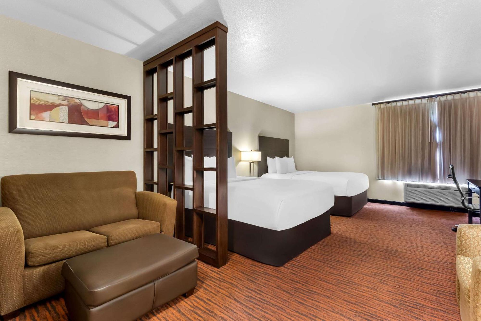 Comfort Suites Кловис Екстериор снимка