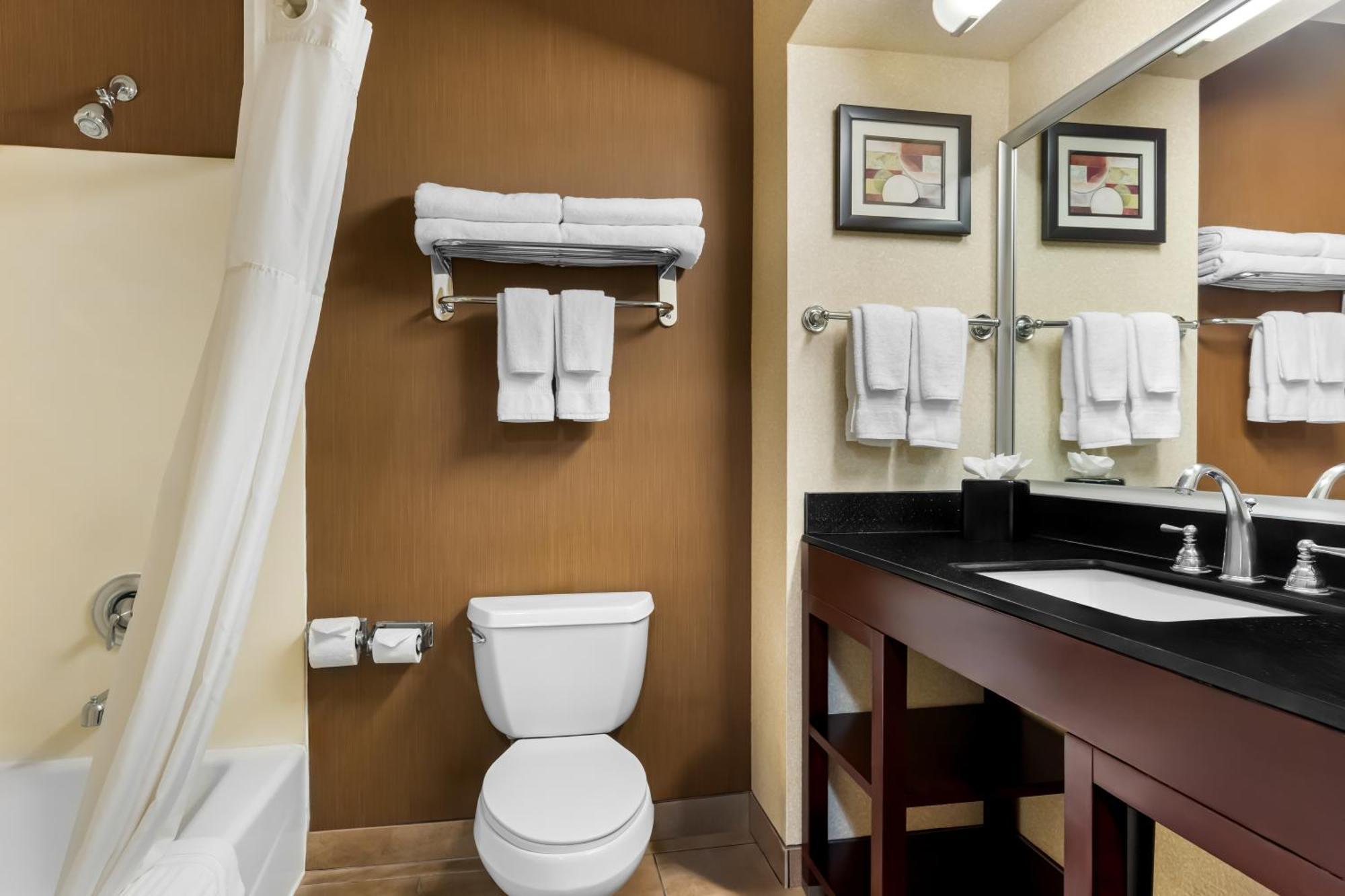 Comfort Suites Кловис Екстериор снимка