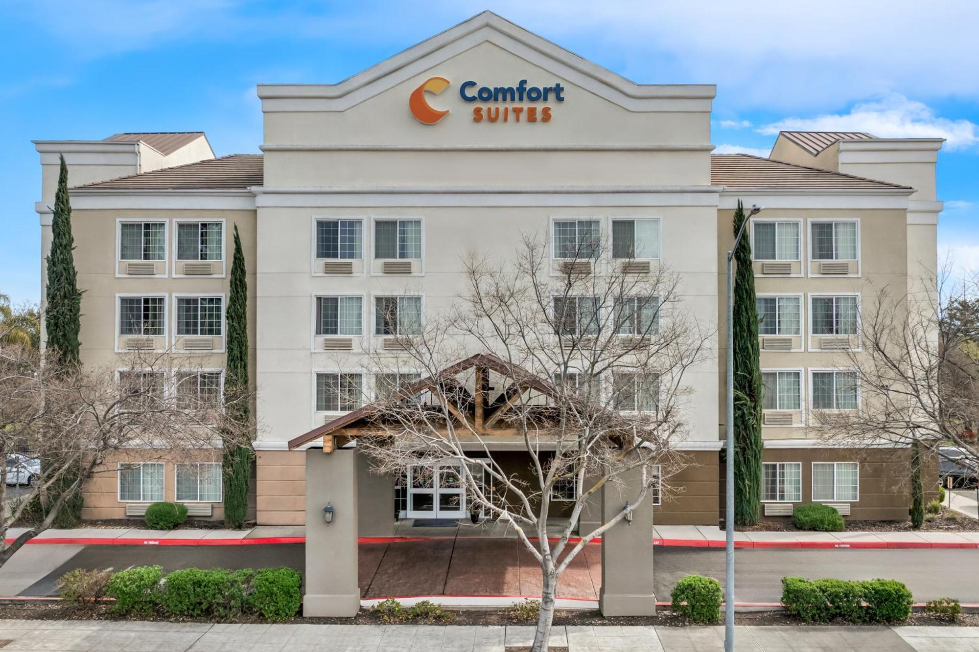 Comfort Suites Кловис Екстериор снимка