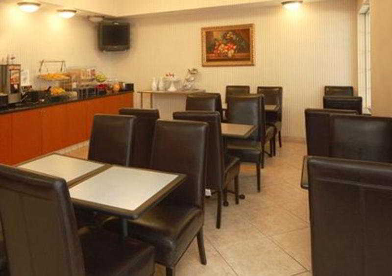 Comfort Suites Кловис Ресторант снимка