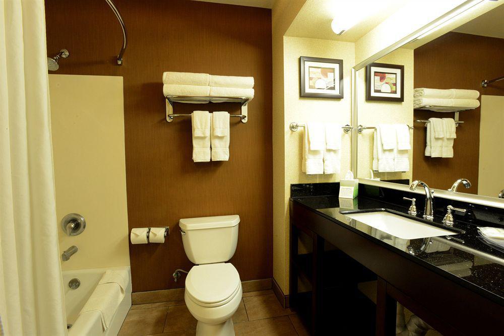 Comfort Suites Кловис Екстериор снимка